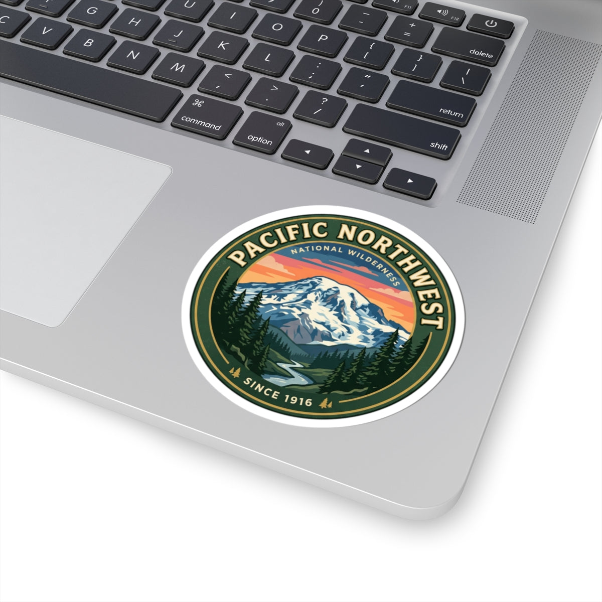 Pacific Northwest National Park Vinyl Sticker – Mountain Sunset Badge Decal