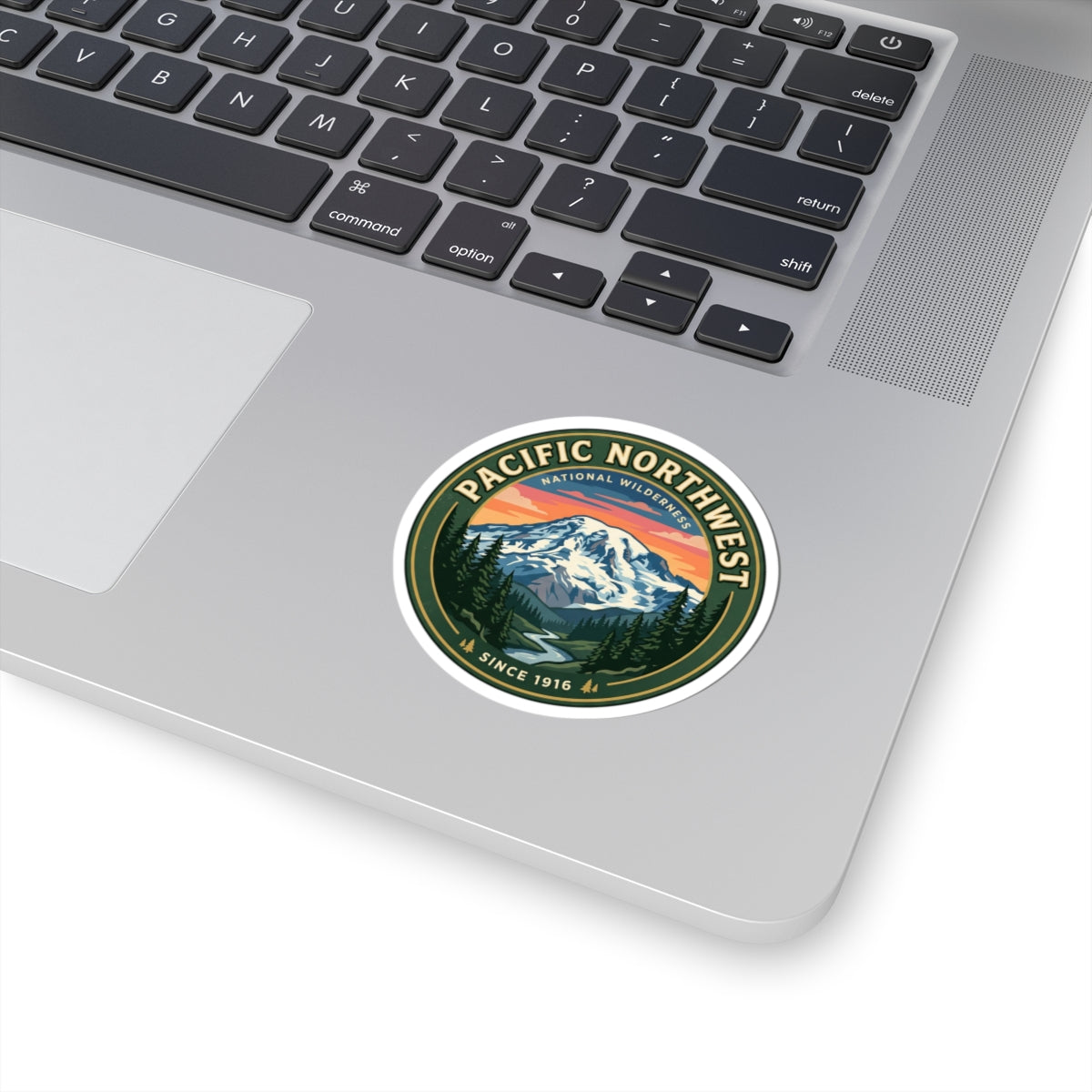 Pacific Northwest National Park Vinyl Sticker – Mountain Sunset Badge Decal